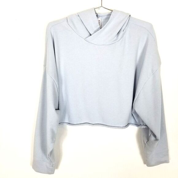 Fabletics Women Cropped Hooded Sweatshirt Sz XL Light Blue Pullover Athletic - Picture 1 of 5